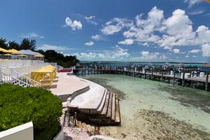 Romora Bay Marina Entrance